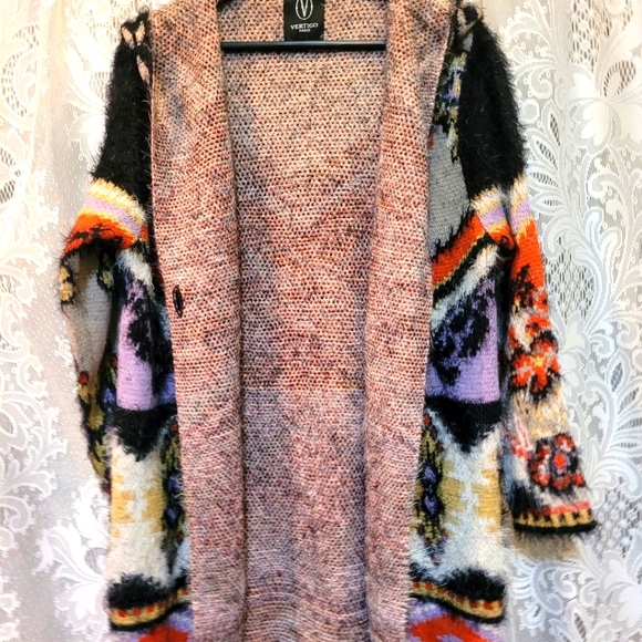 VertigoParis Womens Sz L Super Soft Colorful Aztec Print Cardigan Sweater w/Hood - Picture 8 of 9
